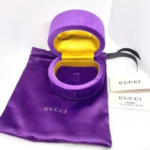 New Authentic Gucci Velvet Ring Box and Dustbag